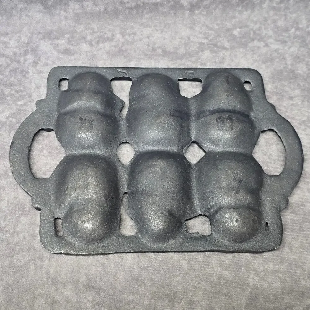 Unknown vintage cast
